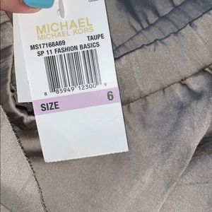 MICHAEL Michael Kors Skirts - ✨NEW✨ Michael Kors Skirt! MICHAEL Michael Kors Skirts - ✨NEW✨ Michael Kors Skirt!